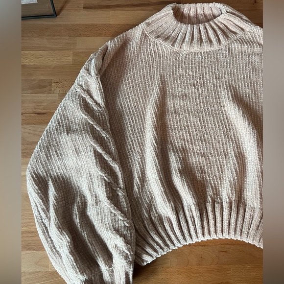 Princess Polly blush pink size 4 sweater, ultra soft - Picture 2 of 3